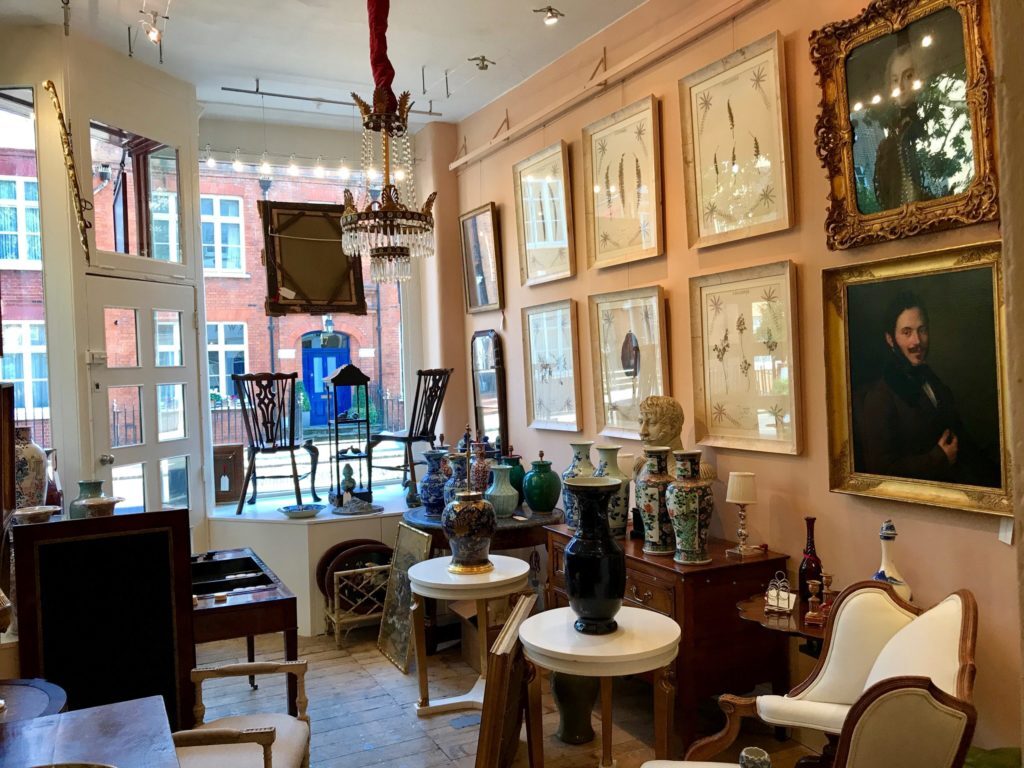 Top 10 places for antiques in london
