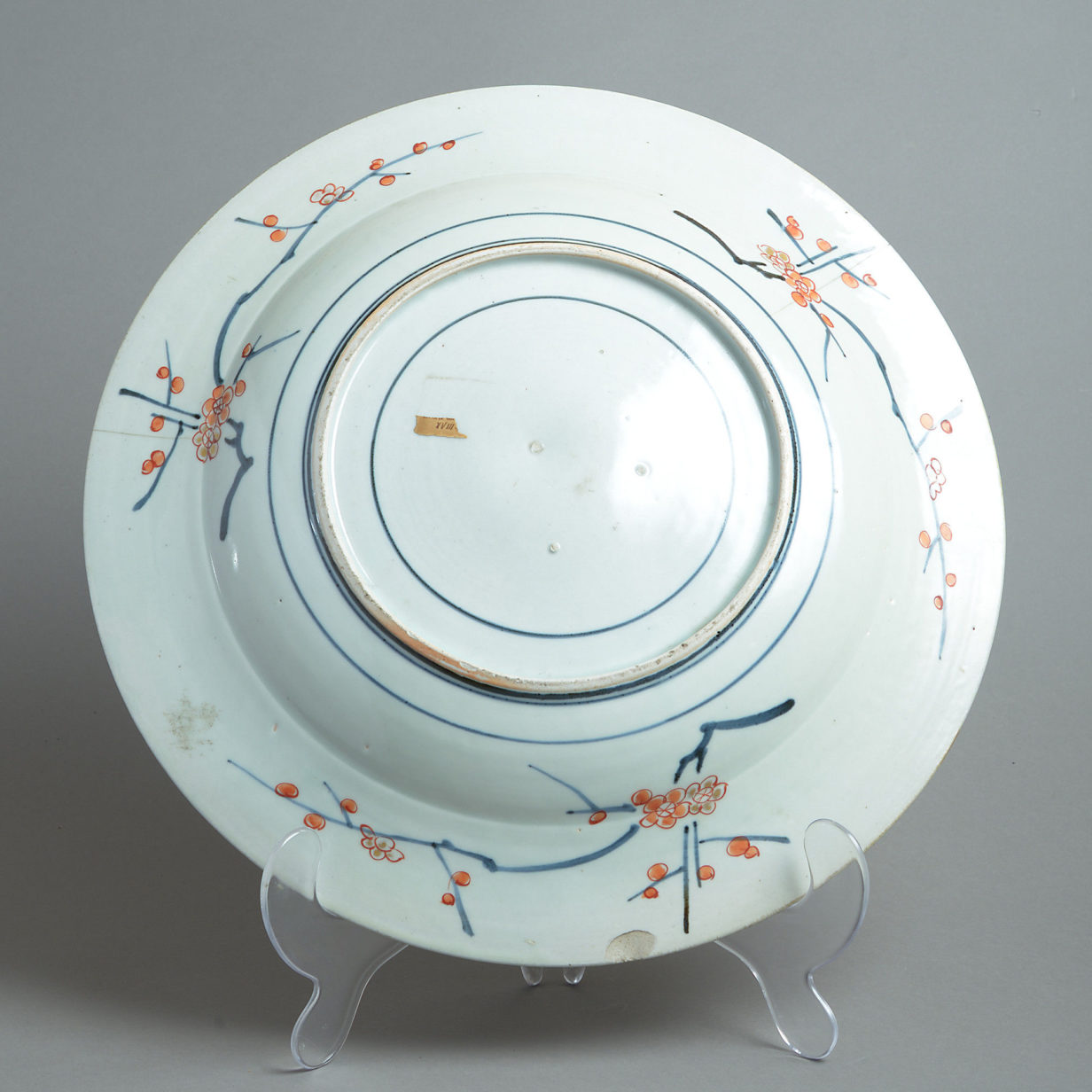 Early 18th century imari charger