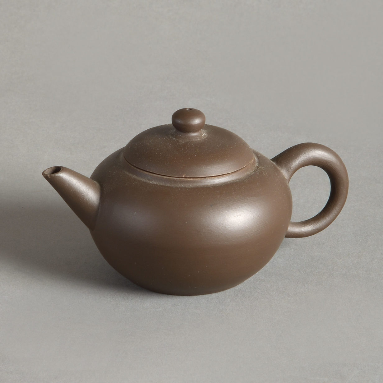 20th century yi xing tea pot