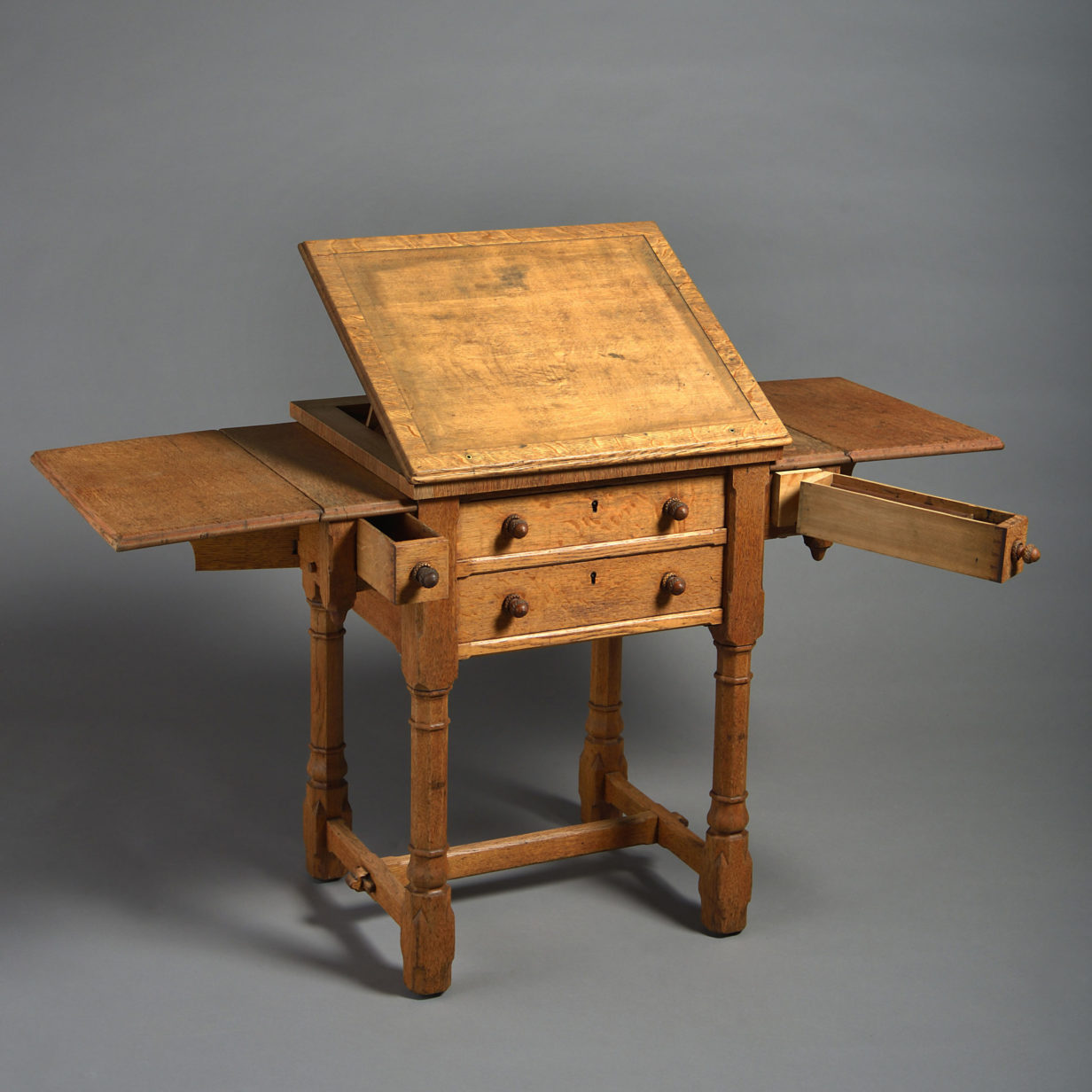 19th Century Early Victorian Gillows Metamorphic Oak Work Table