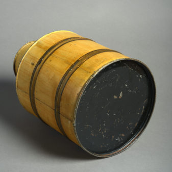 An early 20th century tole tea canister