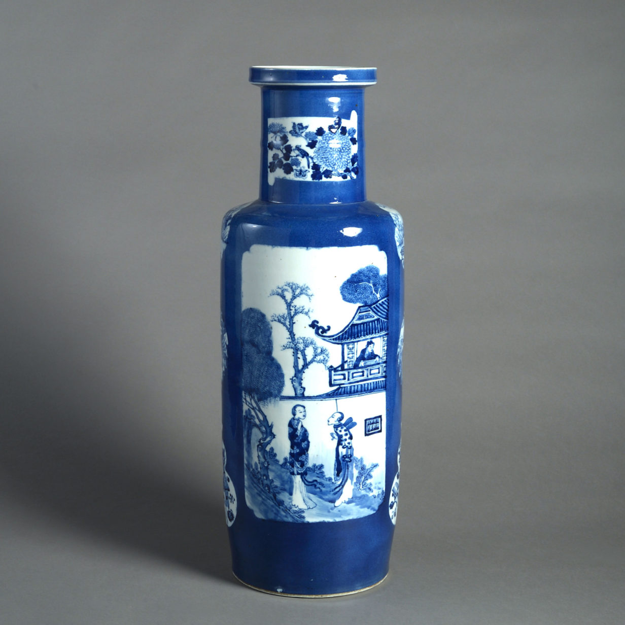 A large 19th century blue & white porcelain rouleau vase