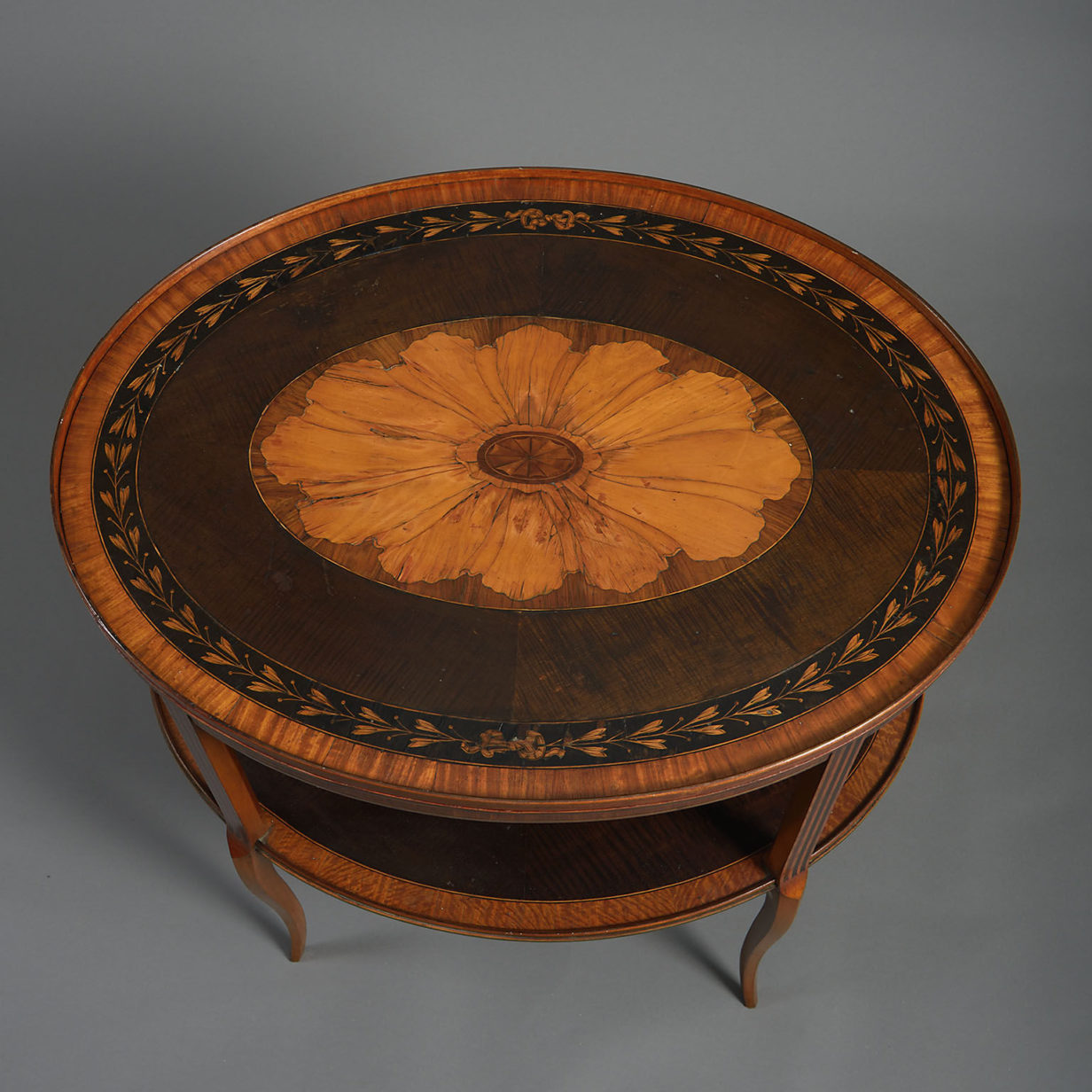 18th century george iii oval tray-top table