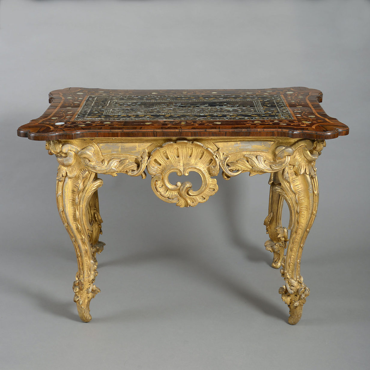 Rare 18th century german gilt-wood centre table