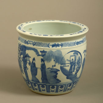 A mid-20th century blue and white porcelain jardiniere