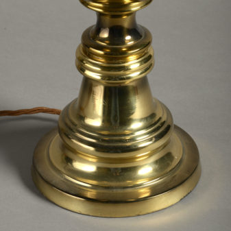 Mid 20th century brass table lamp