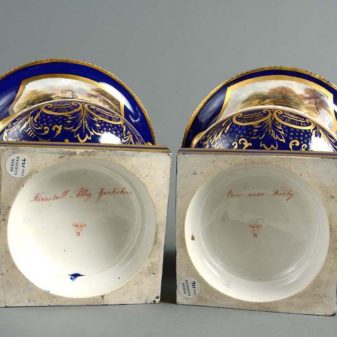 A pair of derby porcelain vases