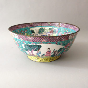 A canton enamel basin