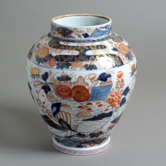 A 19th century samson imari vase