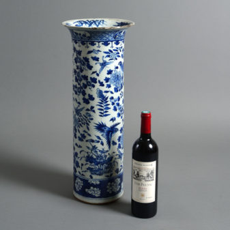 A 19th century qing dynasty blue & white trumpet vase