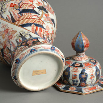 A 17th century imari vase and cover