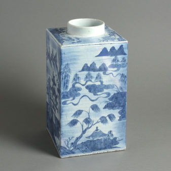 A qianlong period blue and white porcelain square tea cannister