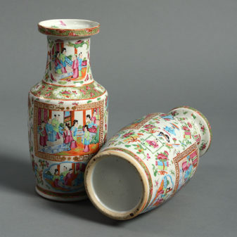 A pair of 19th century qing dynasty canton porcelain vases