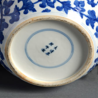 A 19th century qing dynasty blue and white vase