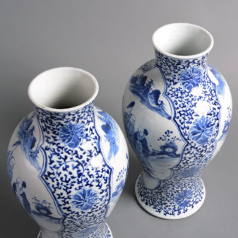 A pair of 19th century qing period blue and white porcelain vases