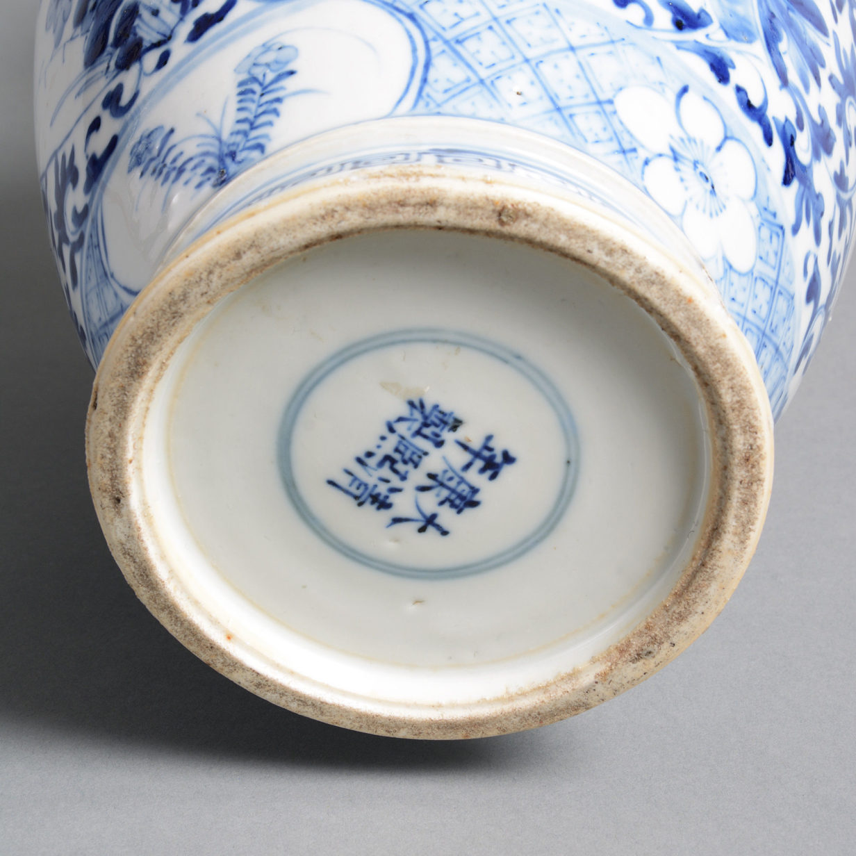 A 19th century qing dynasty blue and white porcelain vase