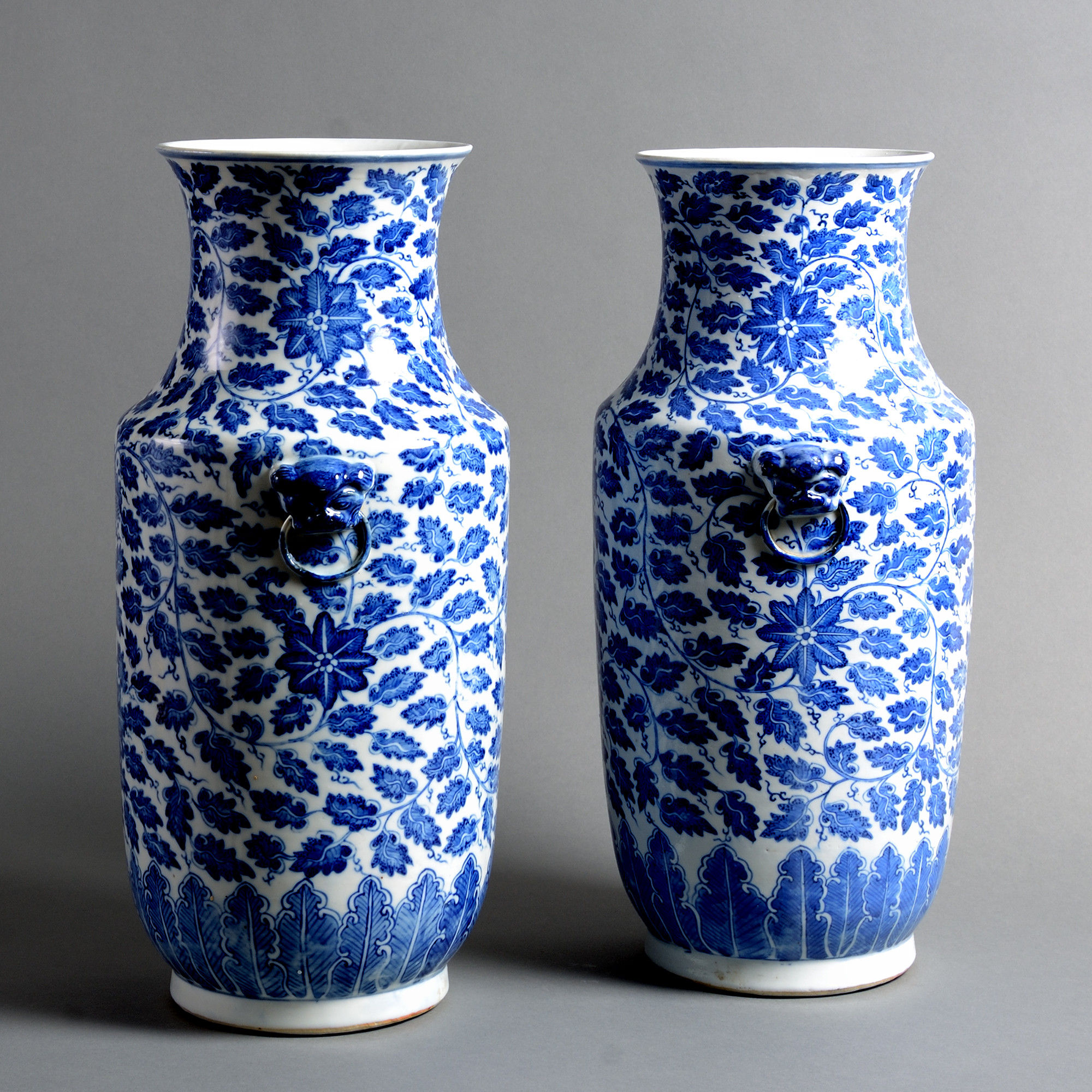 935417. Jpg A pair of 19th century qing dynasty blue & white porcelain vases