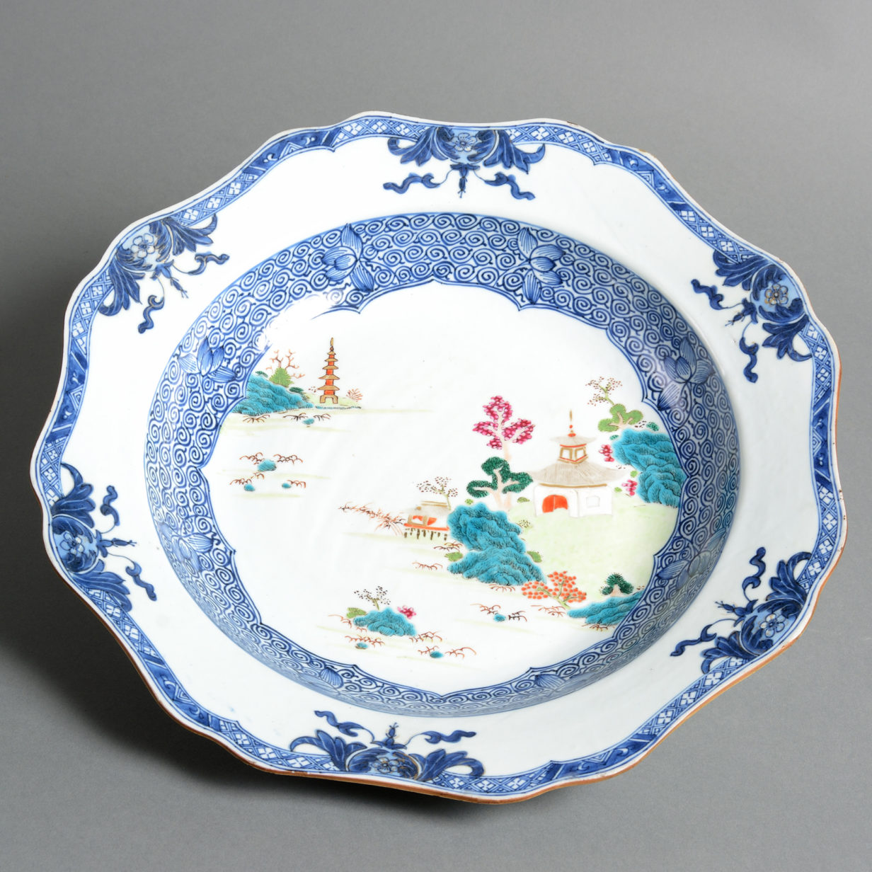 A late 18th century famille rose porcelain bowl