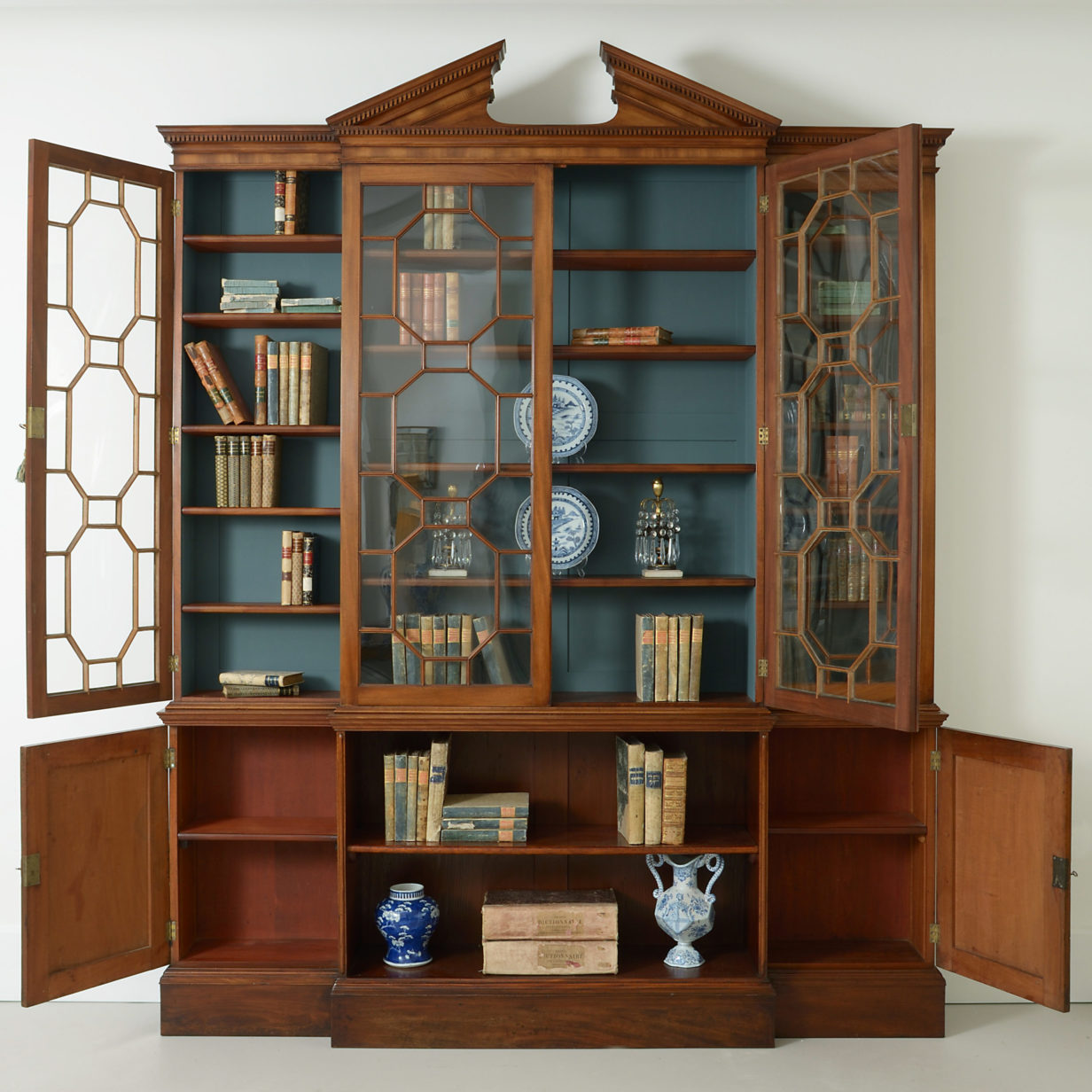 Chippendale breakfront bookcase