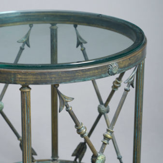 Arrow drum table