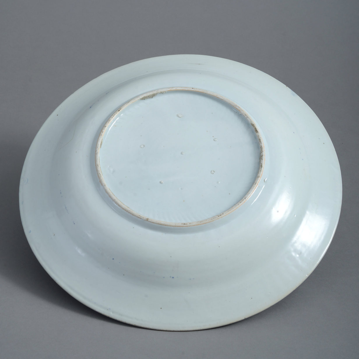 A japanese blue and white kraakware charger