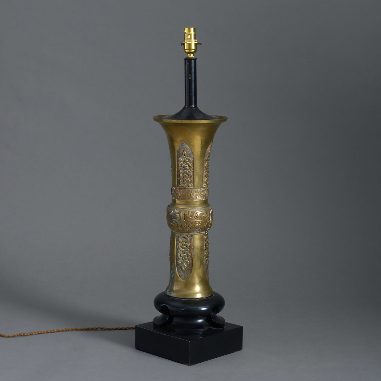 Chinese bronze lamp