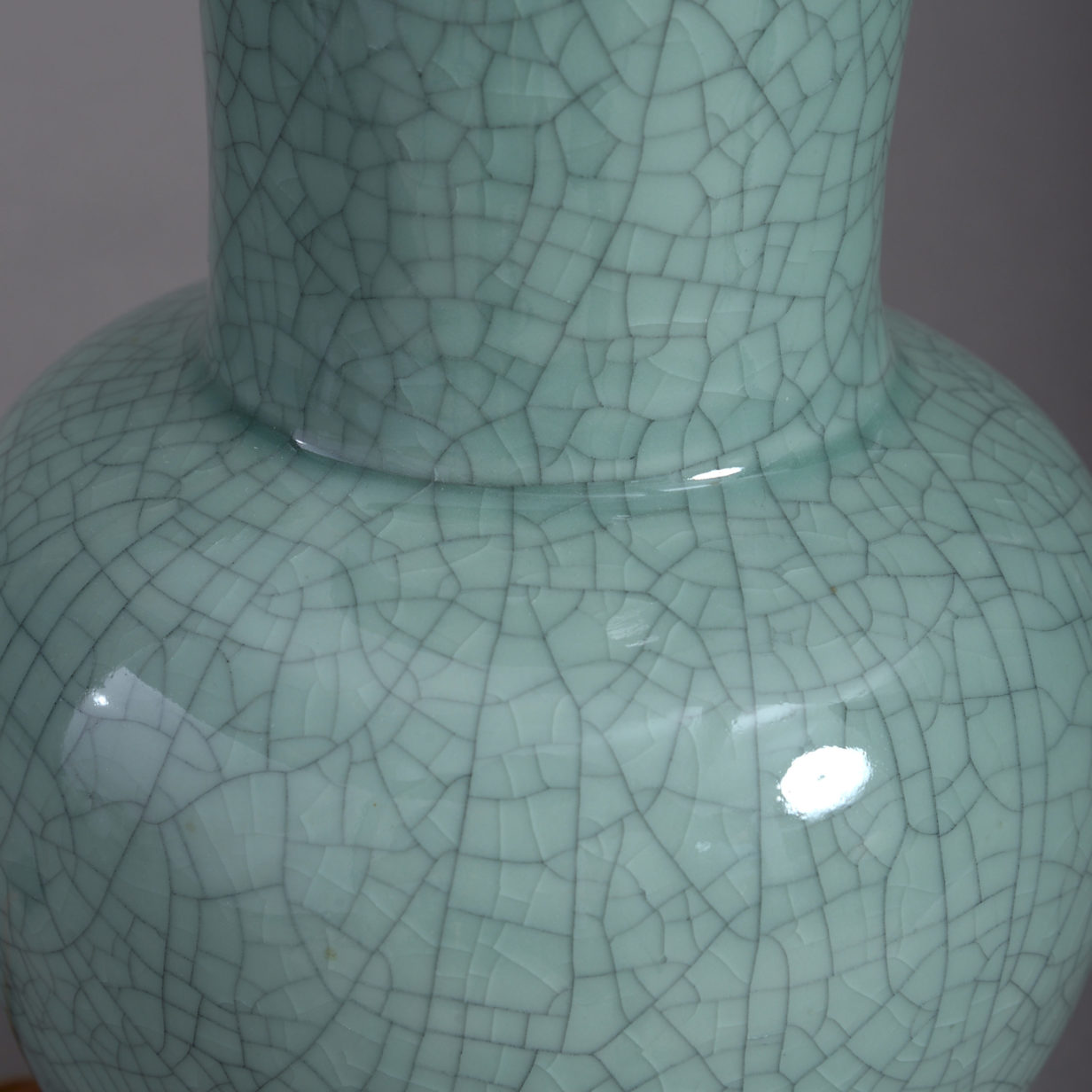 Celadon vase lamp