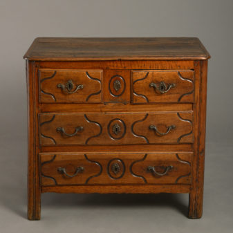 Louis xv walnut commode