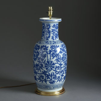 18th century blue & white porcelain vase lamp