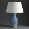 Blue and white qianlong vase lamp