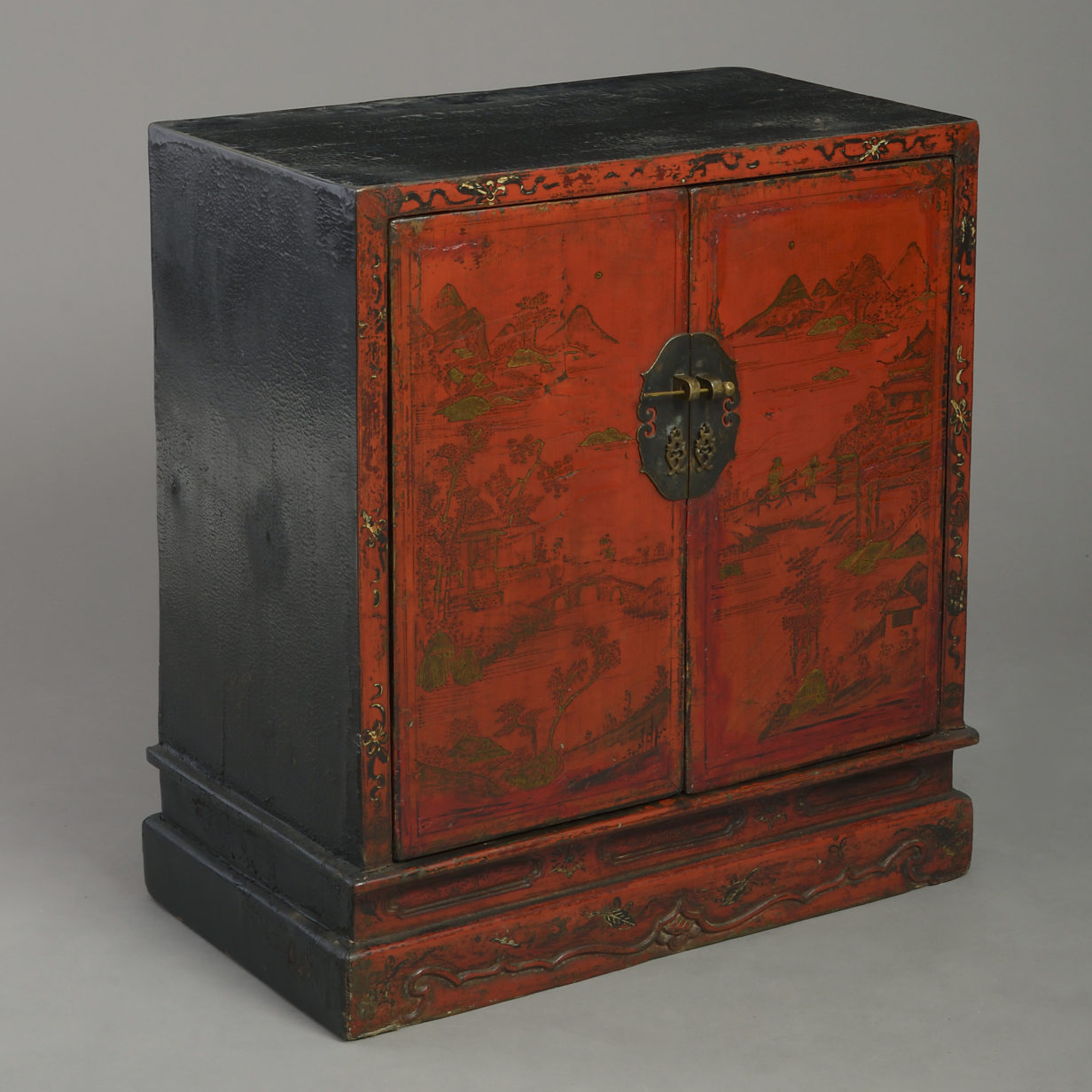 Early 19th century red lacquer cabinet