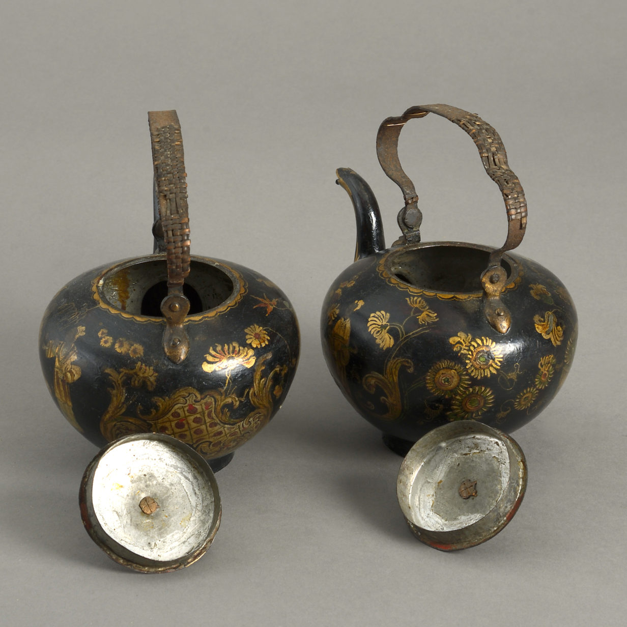Pair of 18th century chinoiserie tole tea pots