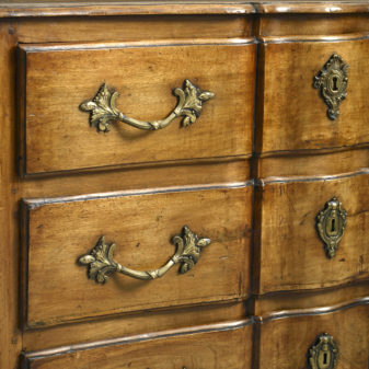 Mid-18th century louis xv period walnut commode