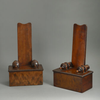 Early 19th century regency period mahogany plate stand