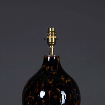 Pair of tortoiseshell gourd lamps