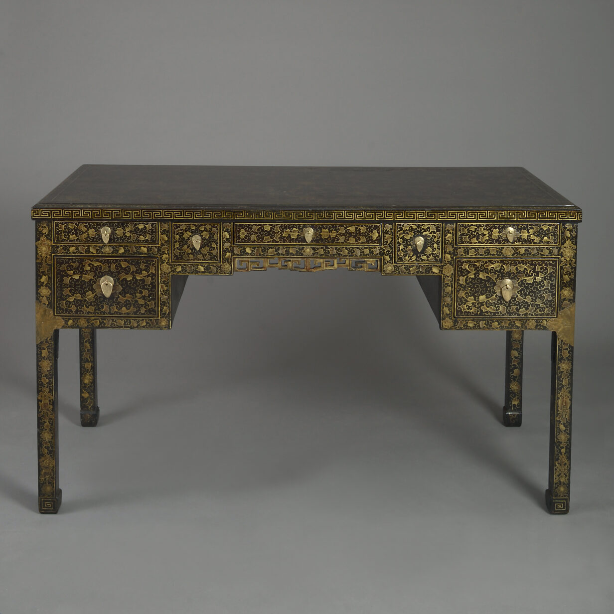 Early 20th century chinese export black lacquer desk