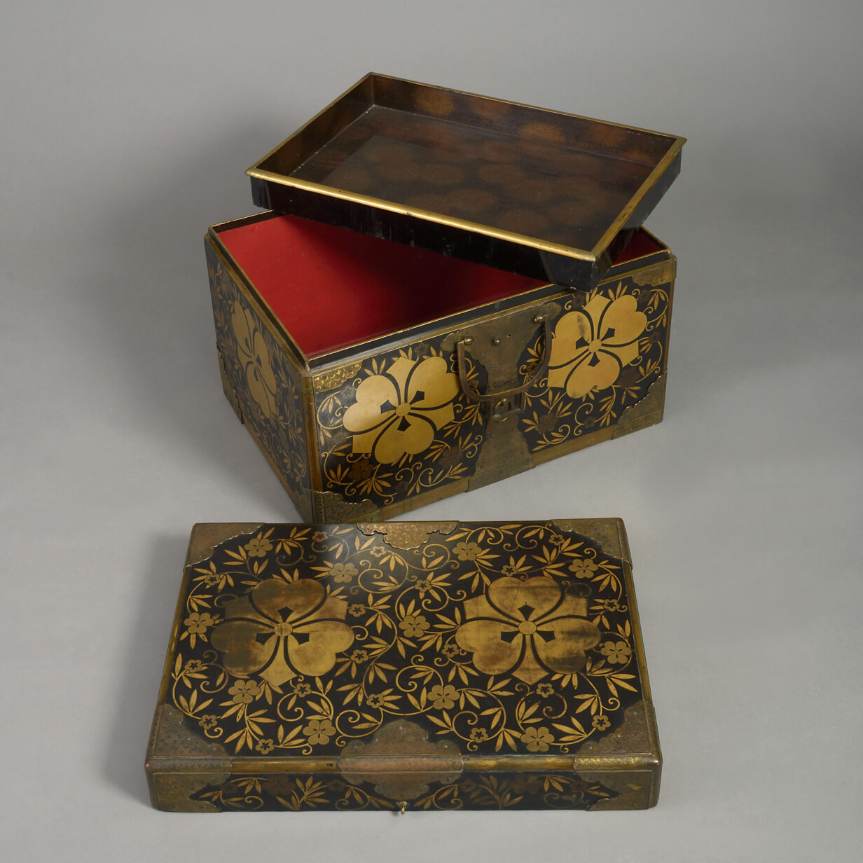 Japanese lacquer casket