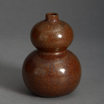 19th Century Qing Dynasty Tea Dust Glazed Gourd Vase