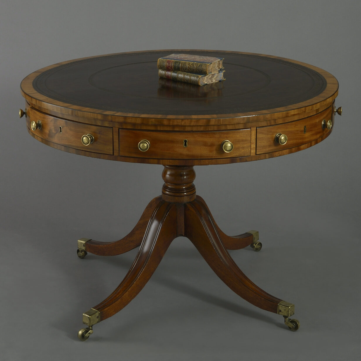 Late 18th century george iii period mahogany drum table