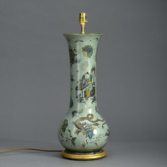 Green decalcomania vase lamp