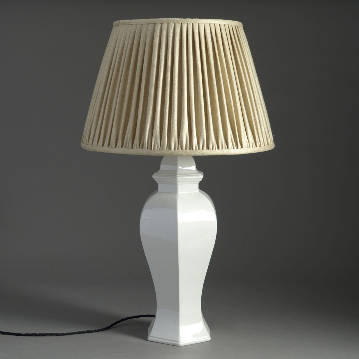 White glazed table lamp