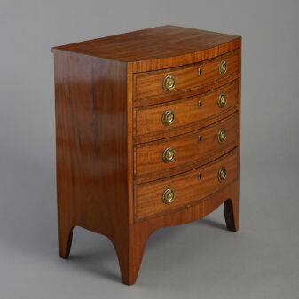 Small regency satinwood chest of drawers