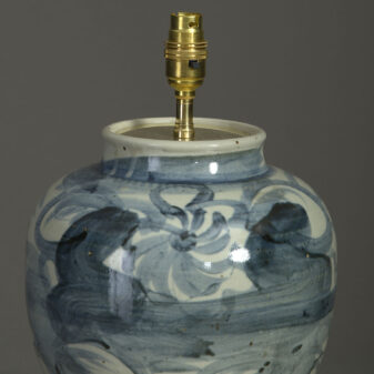 Ming style blue and white porcelain vase lamp