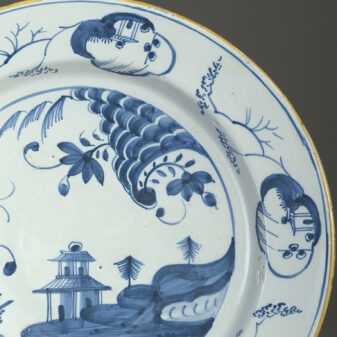 18th century blue and white glazed english delft charger