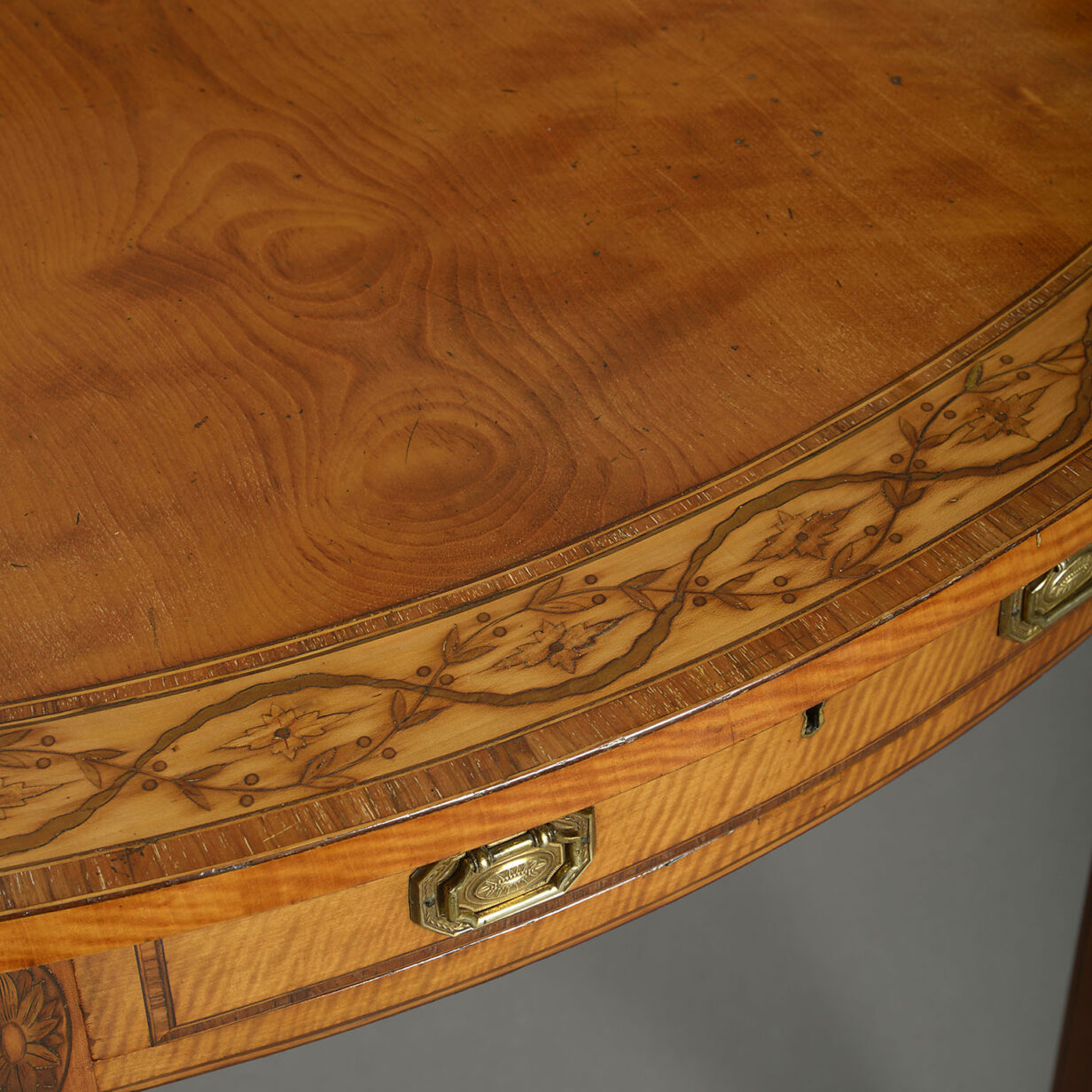 Fine 18th century george iii period inlaid satinwood pembroke table