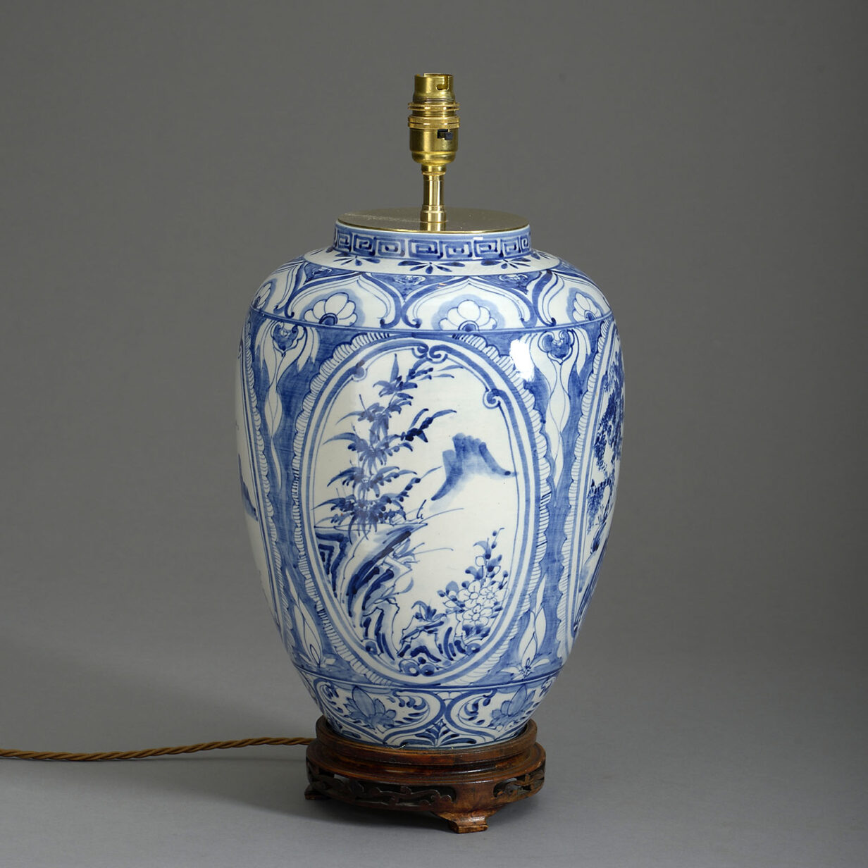 19th century blue & white glazed porcelain vase lamp