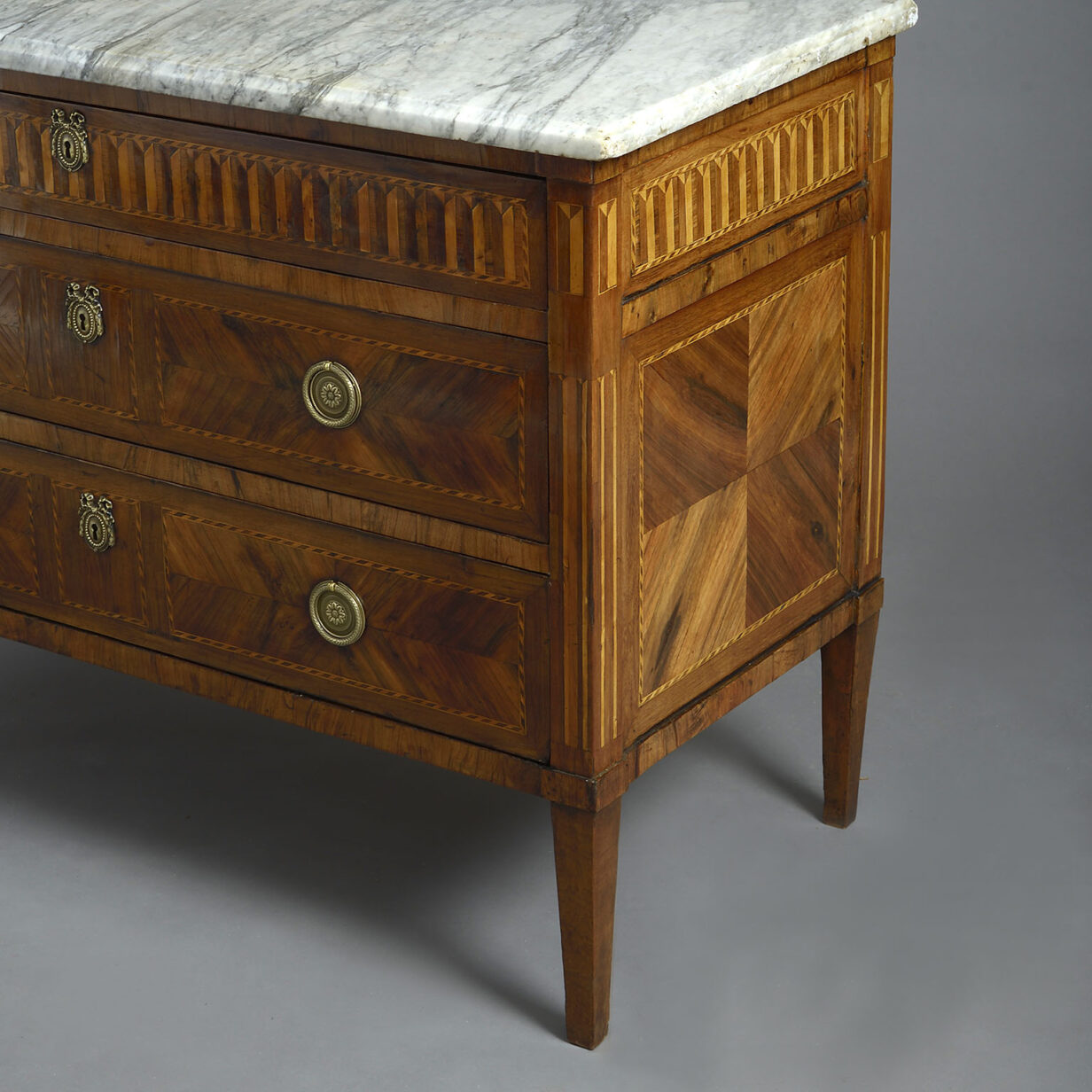Late 18th century walnut parquetry commode