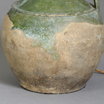 Pottery jar lamp