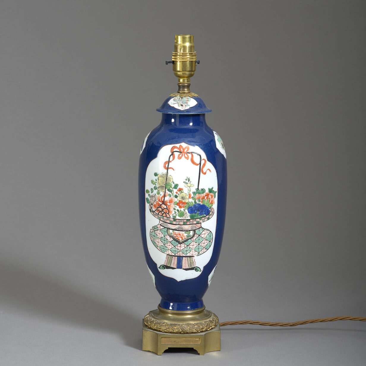 Chinese export vase lamp