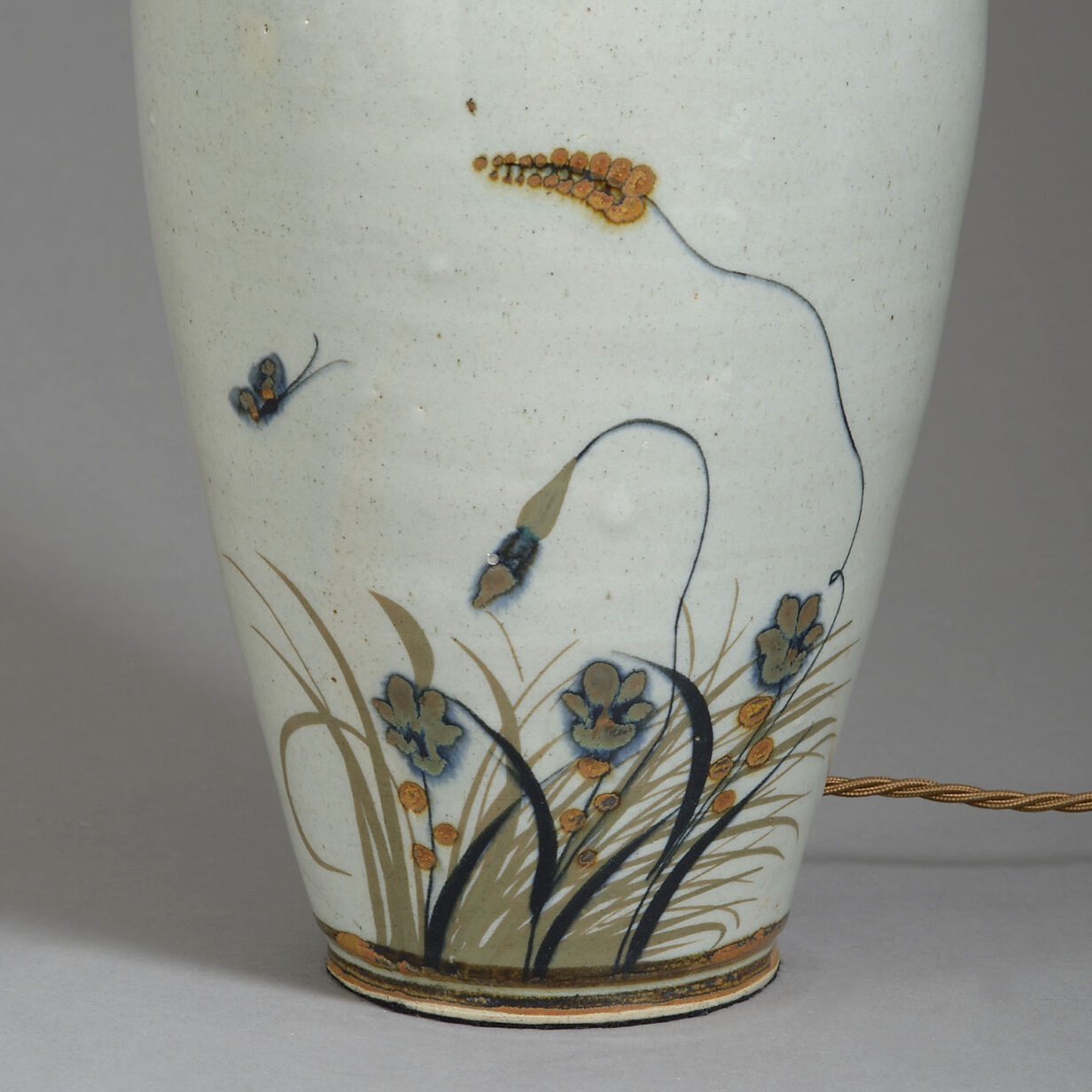 Pottery floral vase lamp